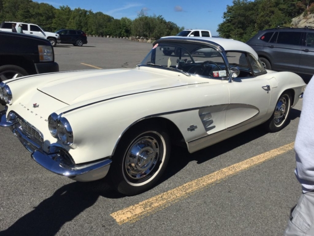 Adirondack Show - ’61 Corvette