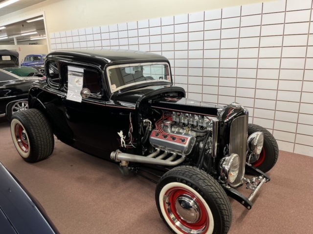 ClassicAutoMall_Hemi Coupe